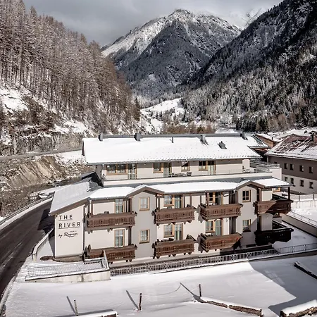 公寓 The River By Regina *